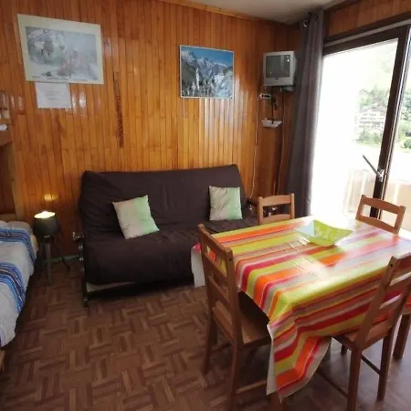 Etendard 4 Apartment *